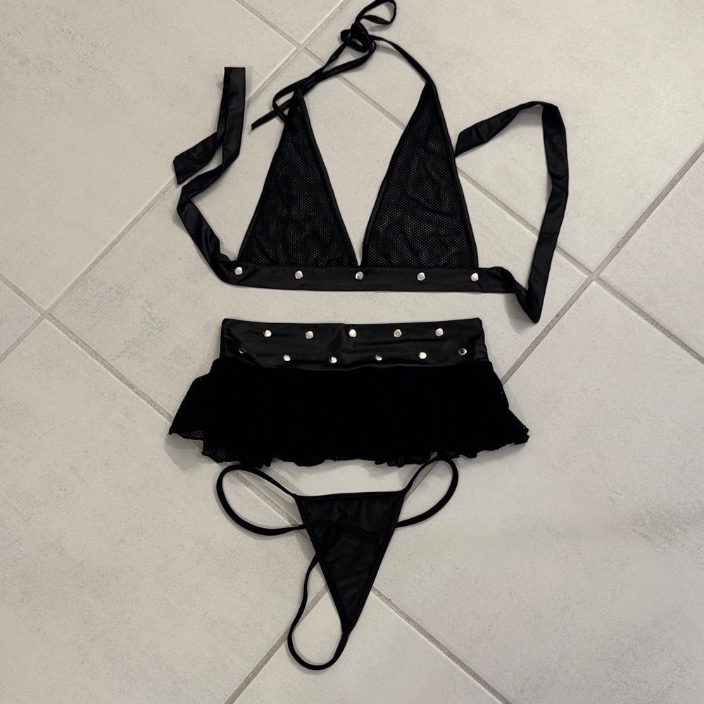 Elegant Mesh Black Women's lingerie Set